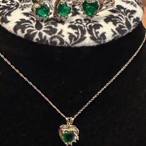 Emerald Green Heart Jewelry set.  NWT